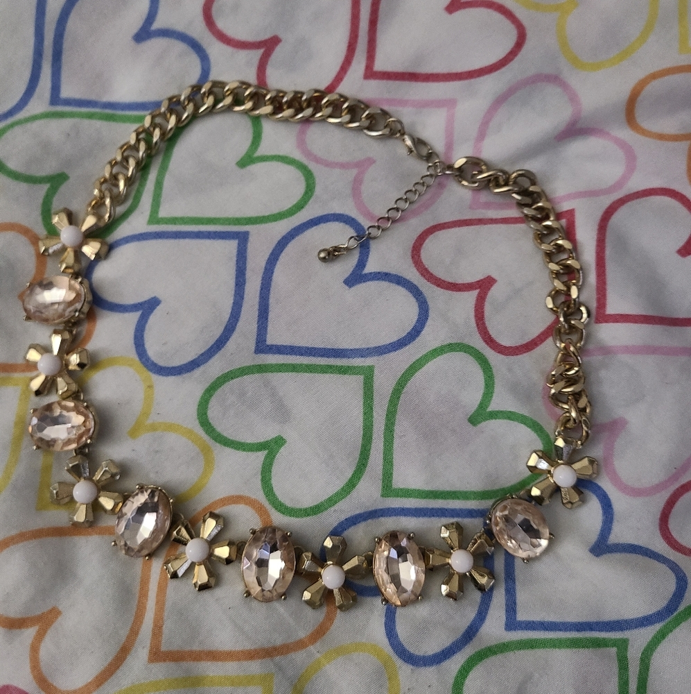 🏷Chunky Necklace with flowers